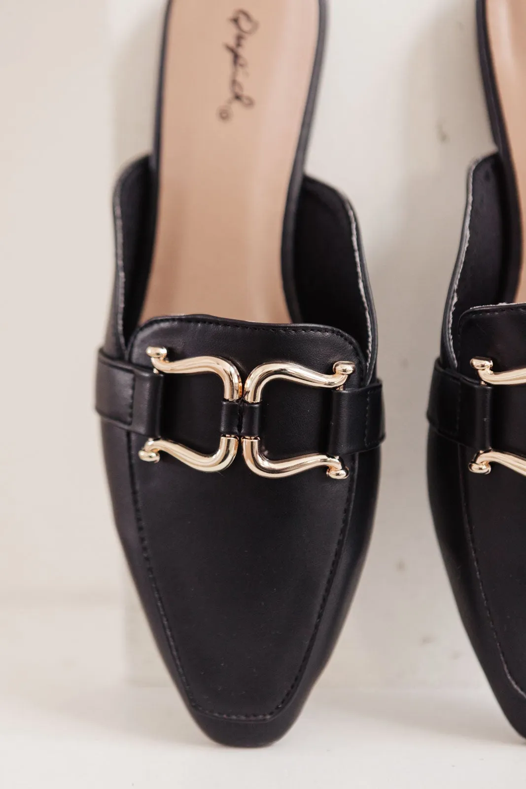 Ambrose Buckle Detail Slides