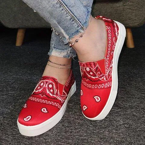 Chicvane New Paisley Print Slip on Round Toe Platform Loafers