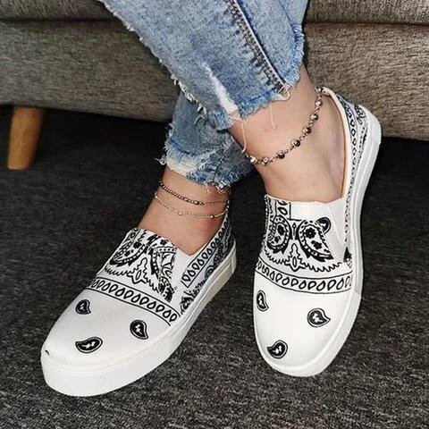 Chicvane New Paisley Print Slip on Round Toe Platform Loafers