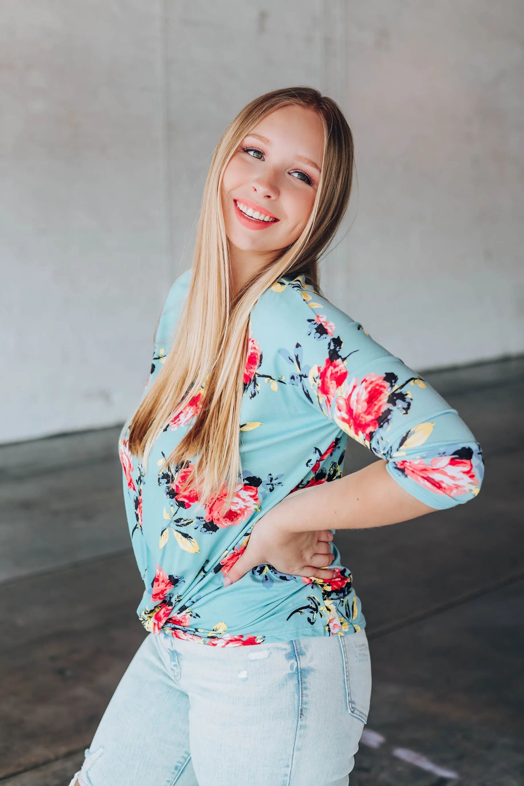 Delightful Twist Floral Top S-2X