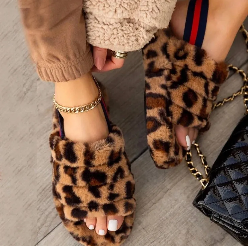 Ladies Comfy Fluffy Fur Slippers Indoor Outdoor Flat Summer Sandals Flip Flops