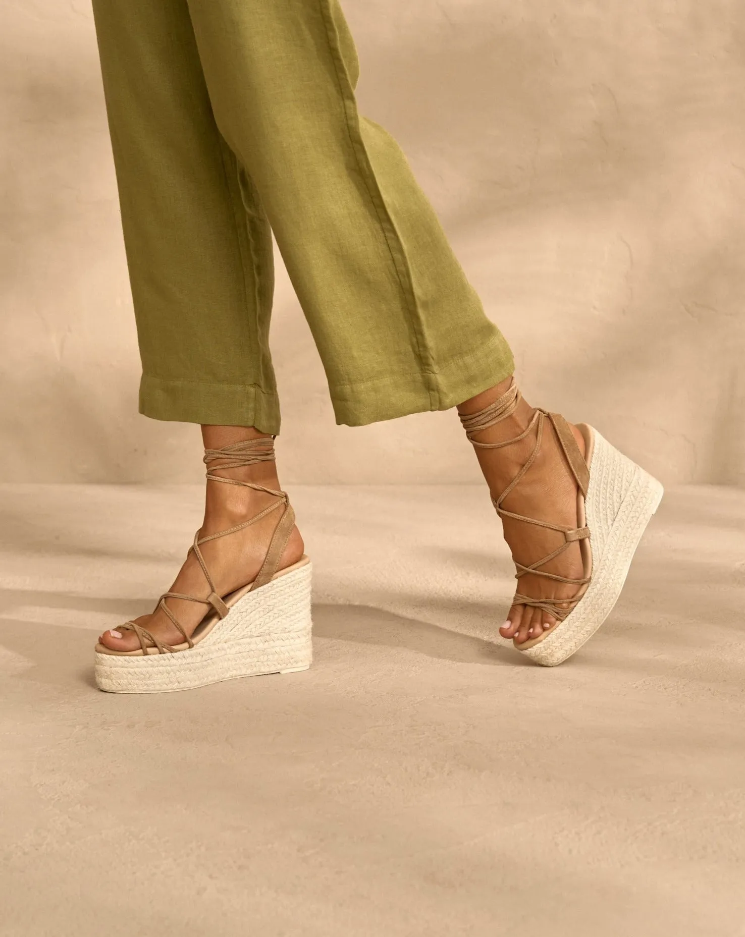 Portofino Soft Suede Wedge Espadrilles - L87WA -  Alex Rivière Studio x Manebí Tobacco
